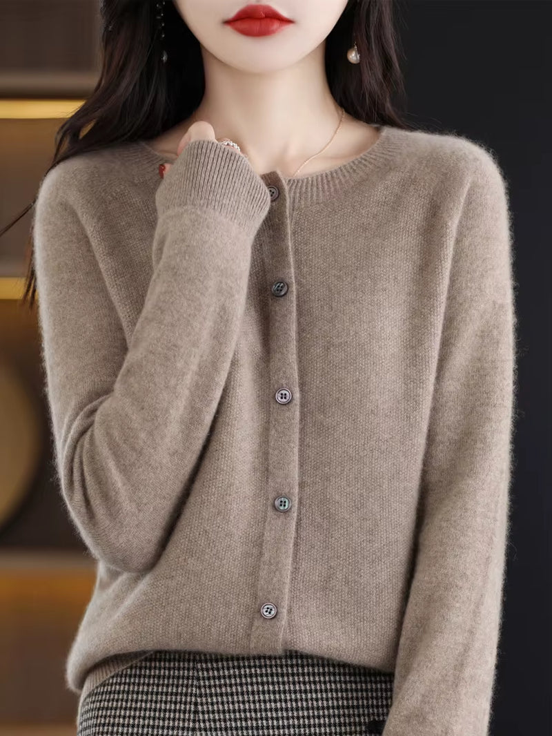 Tail & Paw Classic O-Neck Cashmere Cardigan