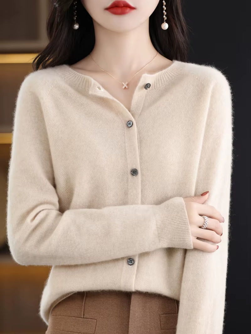 Tail & Paw Classic O-Neck Cashmere Cardigan